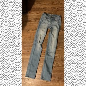 Hollister light wash skinny jeans!